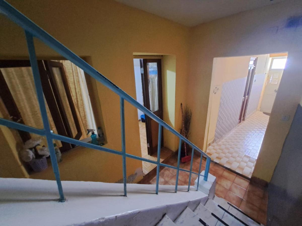 In The Heart Of Praia - Family B&B Luaran gambar