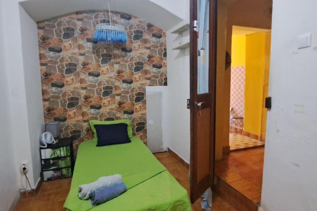In The Heart Of Praia - Family B&B Luaran gambar