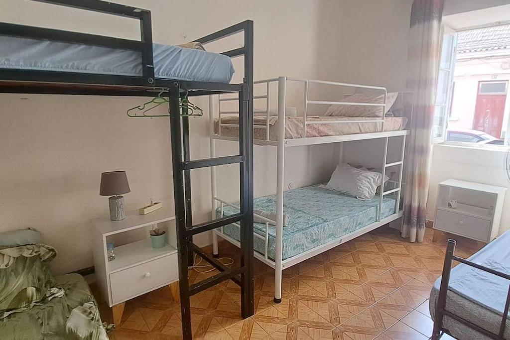In The Heart Of Praia - Family B&B Luaran gambar