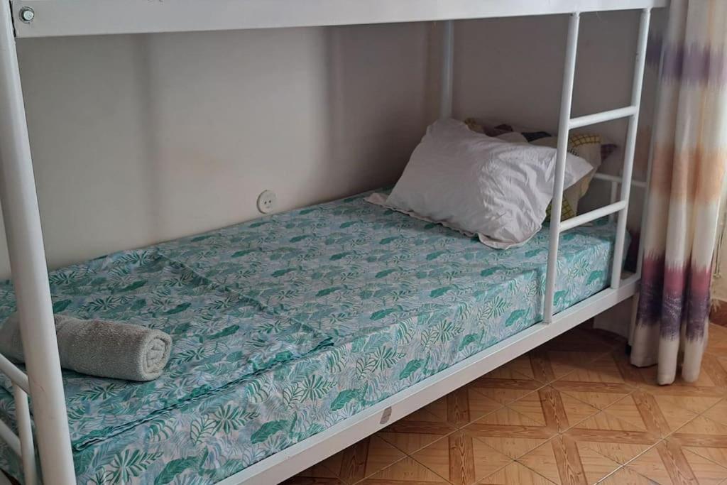 In The Heart Of Praia - Family B&B Luaran gambar